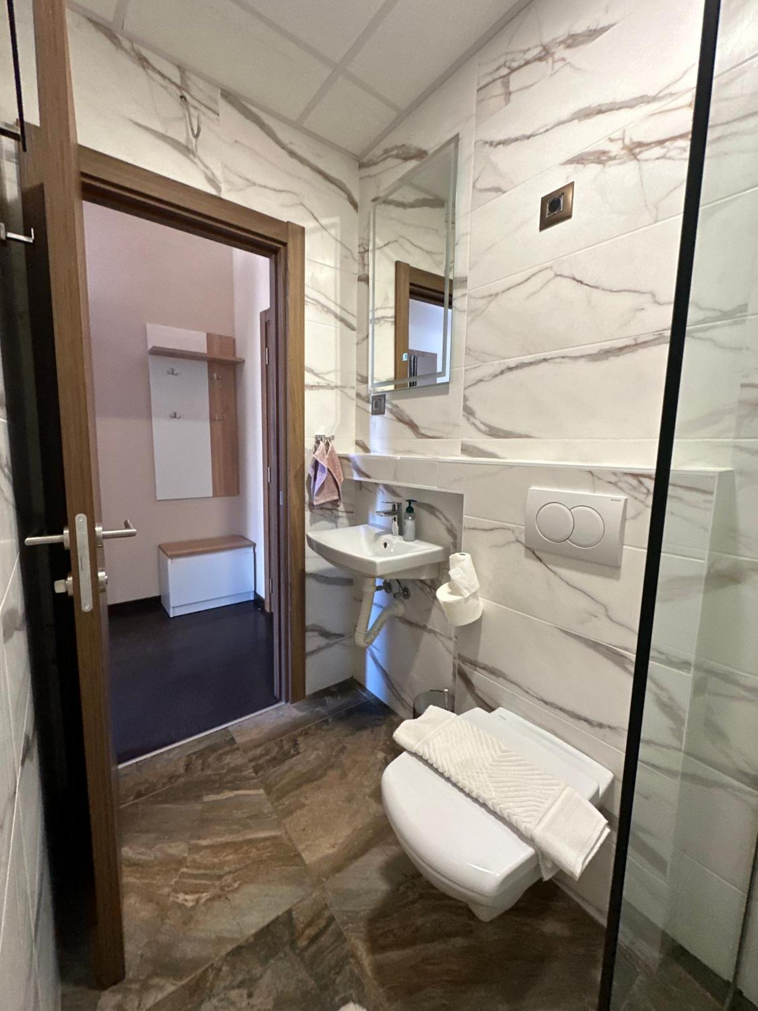 Agape Villa Apartments 노비사드 외부 사진